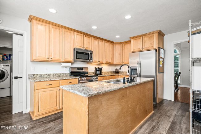 1036 Circle Dr, House other with 3 bedrooms, 2 bathrooms and null parking in Jamestown TN | Image 14