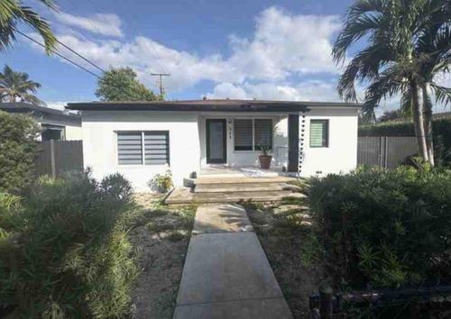 641 Sw 35th Ave, Miami, FL, 33135-4117 | Card Image