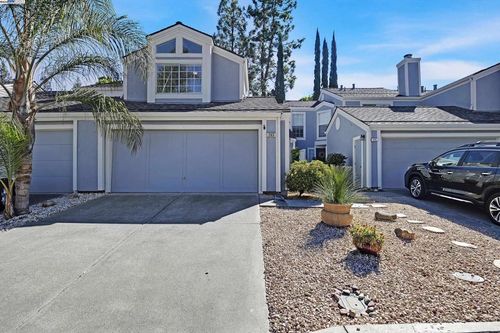 243 Northwood Cmns, Livermore, CA, 94551-3054 | Card Image