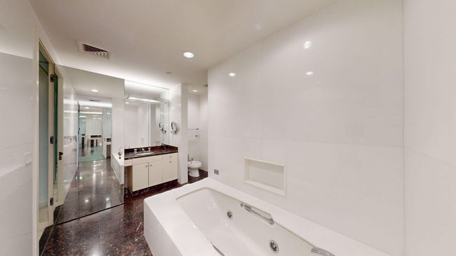 N - 2 N Breakers Row, Condo with 3 bedrooms, 5 bathrooms and null parking in Palm Beach FL | Image 34