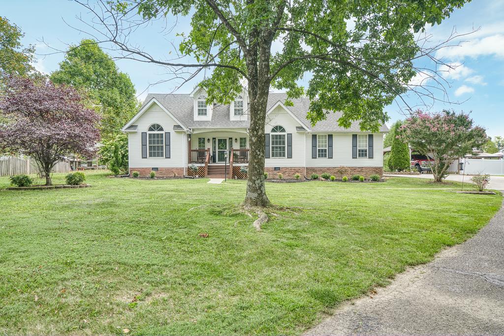 Mountain Top Ln, Cookeville, TN 38506
