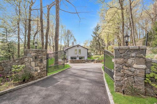 263 Mill River Rd, Chappaqua, NY, 10514-3224 | Card Image