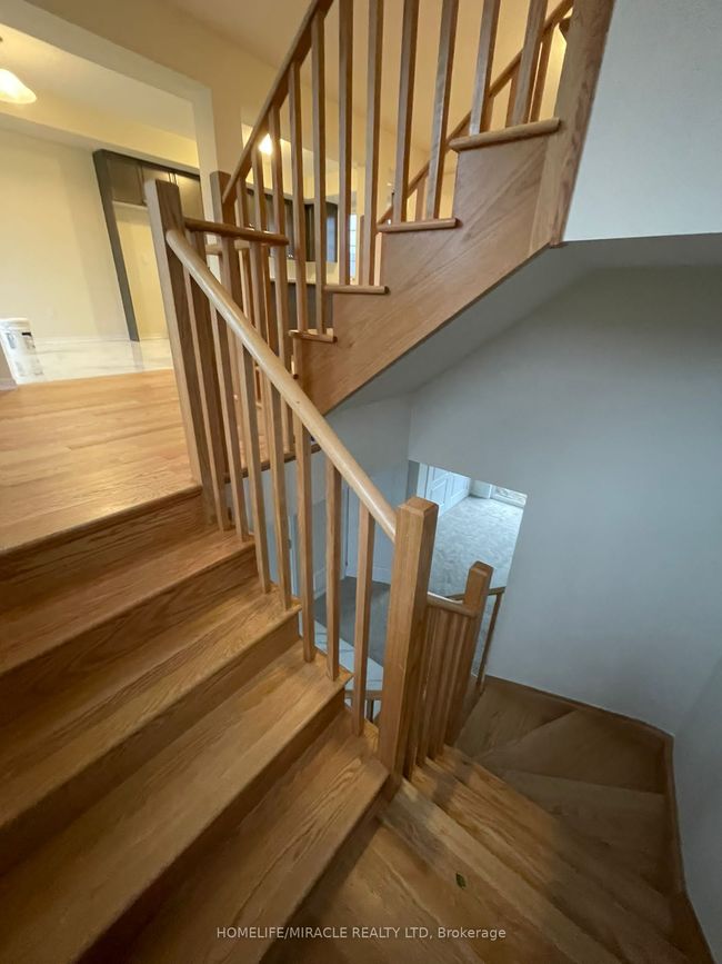 19 Utter Pl, House attached with 3 bedrooms, 3 bathrooms and 2 parking in Stoney Creek ON | Image 13