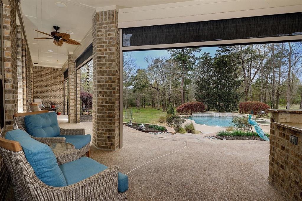Regatta Ct, Montgomery, TX 77316