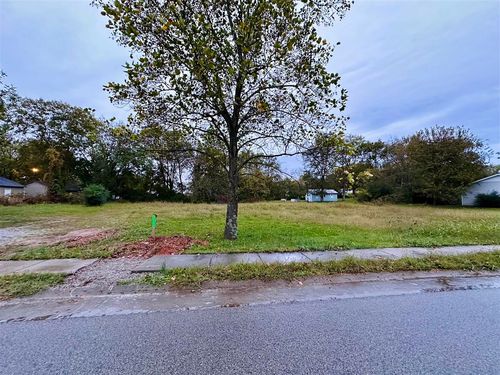 1805 Woodmill Rd, Hopkinsville, KY, 42240-4576 | Card Image