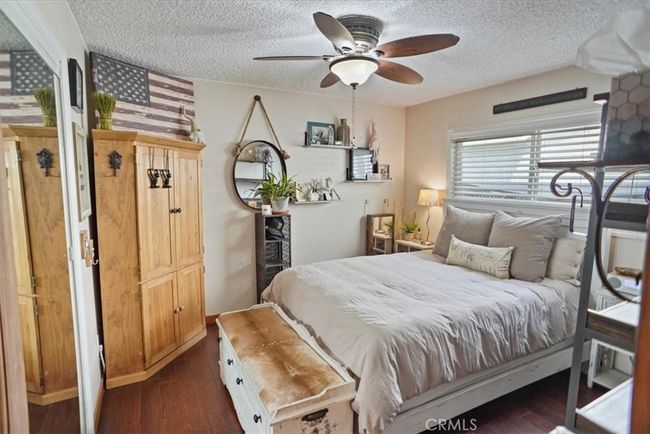 19942 Blythe St, House other with 4 bedrooms, 2 bathrooms and 2 parking in Winnetka CA | Image 14