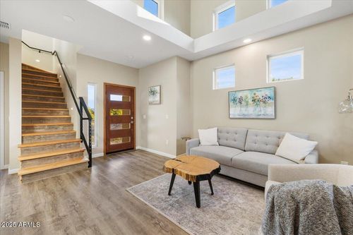 105 E Wee Hollow Dr, Camp Verde, AZ, 86322-7733 | Card Image