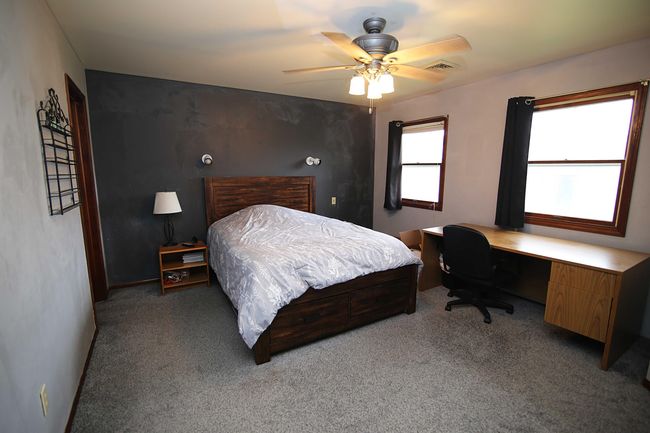Main level primary bedroom & ensuite | Image 23