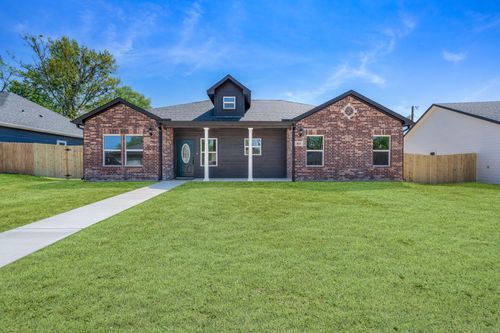 808 Jefferson St E, Sulphur Springs, TX, 75482-2927 | Card Image