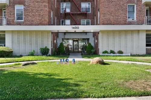 6h-1430 Seagirt Blvd, Far Rockaway, NY, 11691-4529 | Card Image