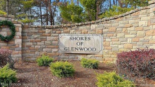 3325 Timberlake Dr, Walled Lake, MI, 48390-1271 | Card Image