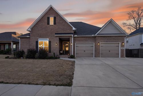 105 Waterside Dr, Madison, AL, 35756-5060 | Card Image