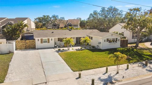 8412 Lopez Dr, TAMPA, FL, 33615-4904 | Card Image