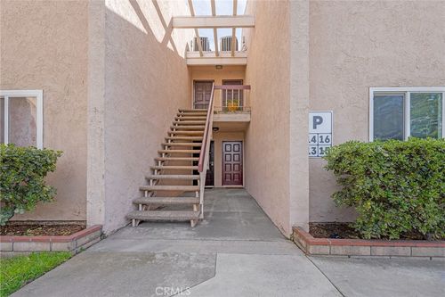 unit-p15-700 W La Veta Ave, Orange, CA, 92868-4434 | Card Image