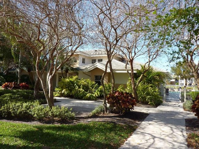 APT-818 - 9833 Westview Dr, Condo with 2 bedrooms, 2 bathrooms and null parking in Coral Springs FL | Image 28