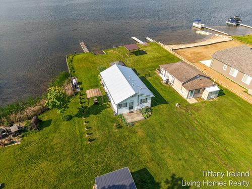 1996 Shore Dr, Orleans, MI, 48865-9505 | Card Image