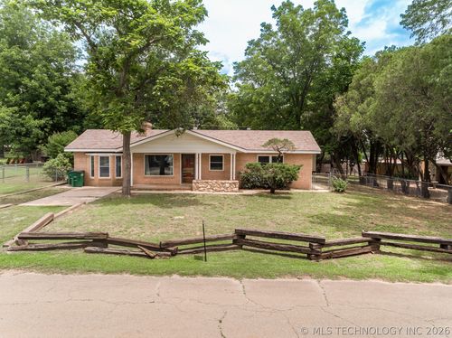 314 Sw 3rd, Perkins, OK, 74059 | Card Image