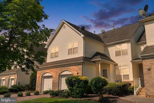9 Shelley Cir, East Windsor, NJ, 08520-4698 | Card Image