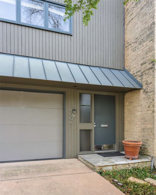 4006 Buena Vista Street, Dallas, TX, 75204 | Card Image