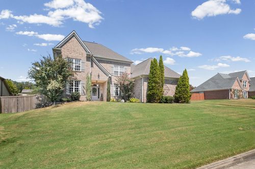 9424 Laurel Hill Dr, Lakeland, TN, 38002-4906 | Card Image