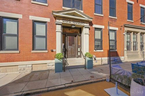 14 W 14th St, Cincinnati, OH, 45202 | Card Image