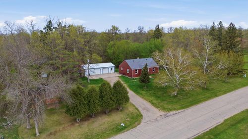 30592 179th St, Detroit Lakes, MN, 56501-7536 | Card Image
