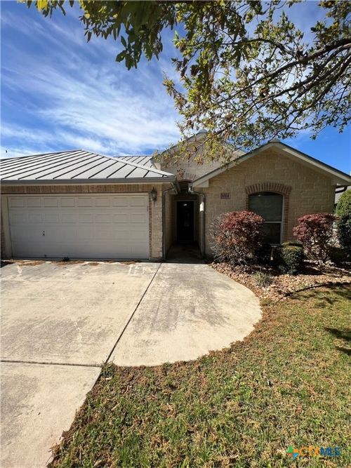 3026 Green Mountain Dr, New Braunfels, TX, 78130-7019 | Card Image