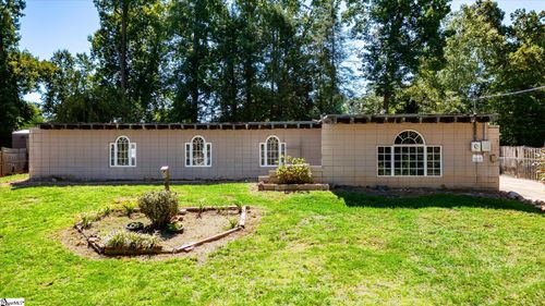 416 Sherwood Dr, Seneca, SC, 29678-4426 | Card Image