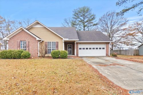 410 Briarwood Avenue, Albertville, AL, 35950 | Card Image