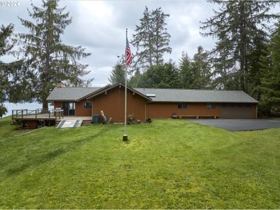 556 State Route 401, House other with 4 bedrooms, 2 bathrooms and 2 parking in Naselle WA | Image 1