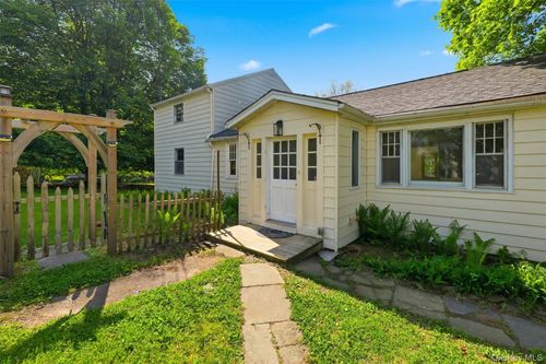 261 Sawdust Ave, Cottekill, NY, 12419-5101 | Card Image