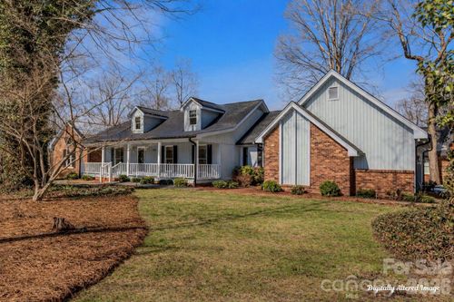 348 Country Ln, Mocksville, NC, 27028-8655 | Card Image