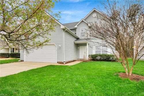 202 Vivian Ct, Yorktown, VA, 23690-3708 | Card Image