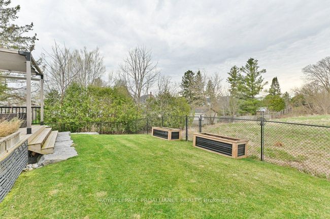 32 Aberdeen St, House other with 4 bedrooms, 3 bathrooms and 2 parking in Stirling ON | Image 40