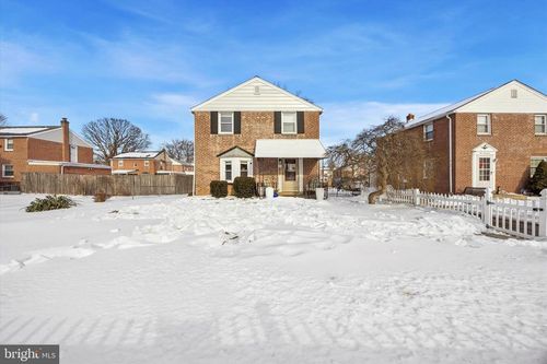 619 Glenfield Ave, GLENOLDEN, PA, 19036-2404 | Card Image