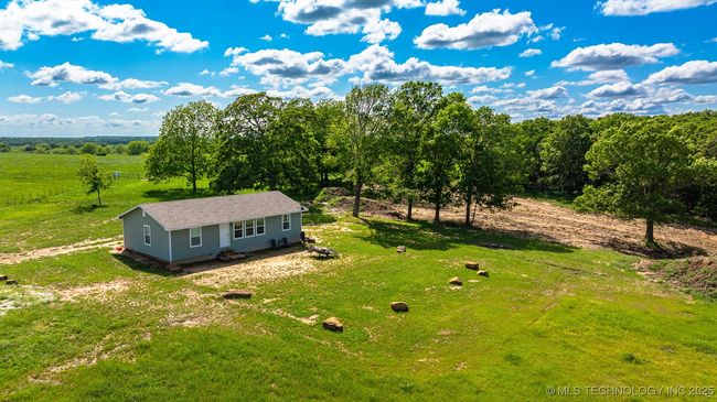 12595 County Road 3680, House other with 2 bedrooms, 2 bathrooms and null parking in Allen OK | Image 4