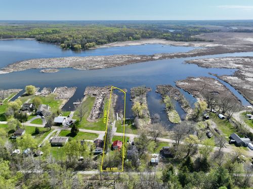 1654 Viking Marina Rd, Waubaushene, ON, L0K2C0 | Card Image