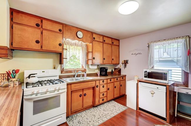14233 Leo Rd, House other with 4 bedrooms, 2 bathrooms and null parking in Leo IN | Image 11