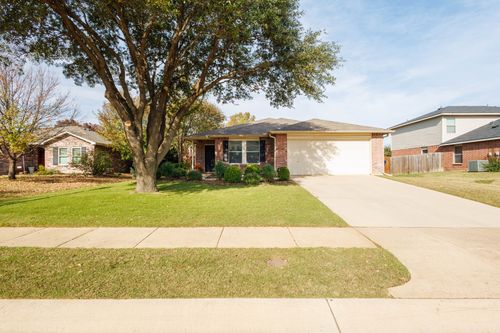 7808 Shoal Bnd, Denton, TX, 76210-7127 | Card Image