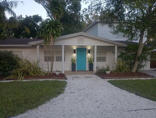 10905 N 50th St, TAMPA, FL, 33617-2101 | Card Image