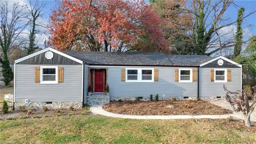 1110 Rosemont Dr, Reidsville, NC, 27320-4406 | Card Image