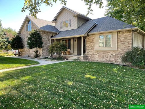 2615 Park Place Dr, Fremont, NE, 68025-3789 | Card Image