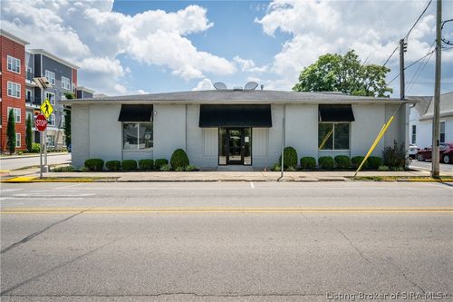 320 E Elm St, New Albany, IN, 47150-3431 | Card Image