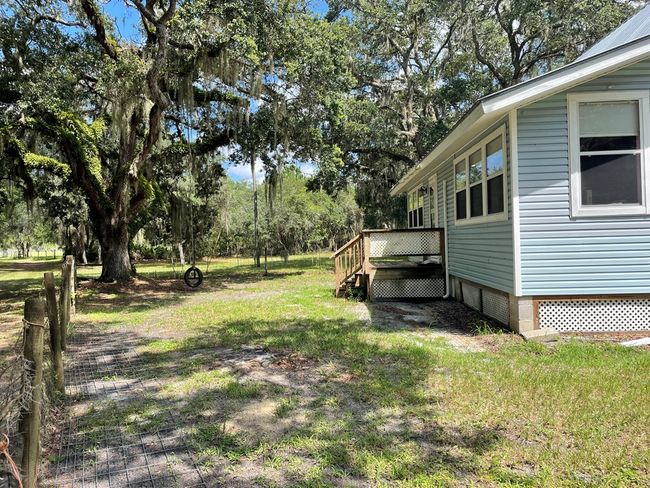 13050 Sw 67th Pl, House other with 2 bedrooms, 2 bathrooms and null parking in CEDAR KEY FL | Image 17
