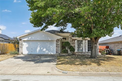 5558 Heatherglen Ter, Fort Worth, TX, 76179-3766 | Card Image