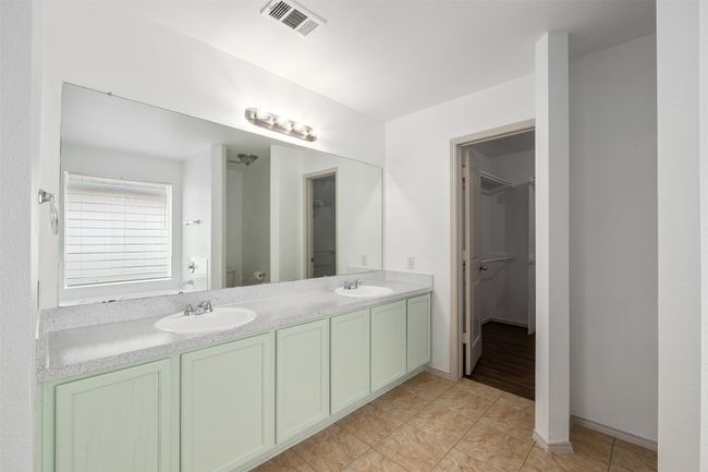 8424 Horse Whisper Ln, House other with 3 bedrooms, 2 bathrooms and null parking in Fort Worth TX | Image 15