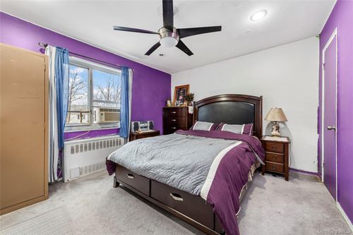 upper-221 Manor Rd, Queens Village, NY, 11427-2027 | Card Image