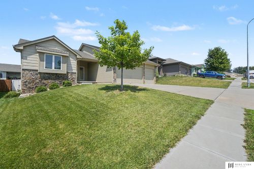 2026 Geri Cir, Bellevue, NE, 68147-2449 | Card Image