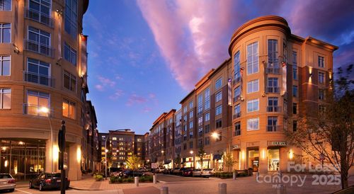ph1-4300 Sharon Rd, Charlotte, NC, 28211-3519 | Card Image