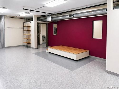 d-200 Nine Mile Road W, Ferndale, MI, 48220 | Card Image